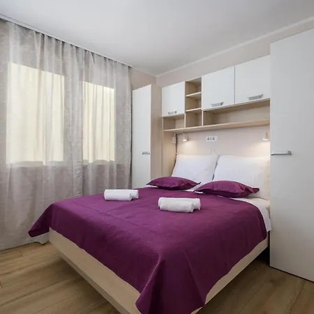 Apartment Am-porec *