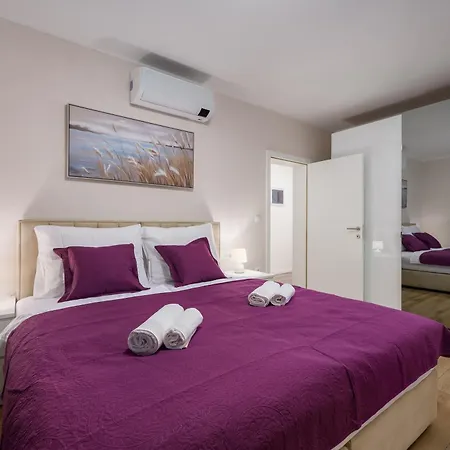 Am-porec Apartment Porec